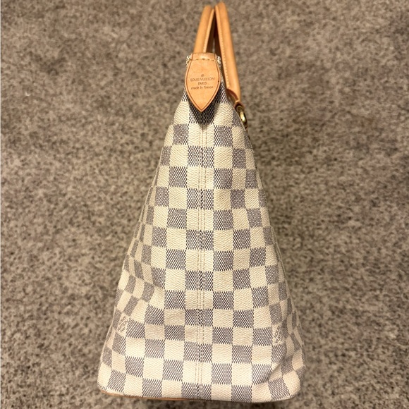 Louis Vuitton shoulder bag - Picture 3 of 12